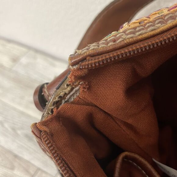 Fossil Vintage Straw and Leather Shoulder Bag - Picture 16 of 16